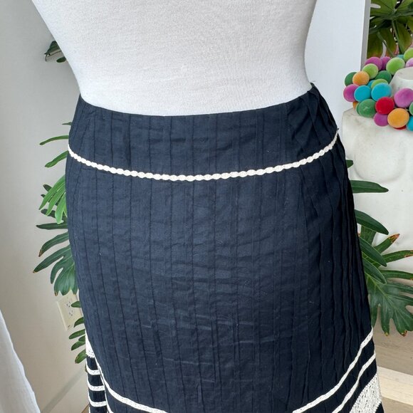 ANN TAYLOR Women’s Black Off-white Lace Peasant A Line Full Skirt sz 4 - Picture 6 of 13